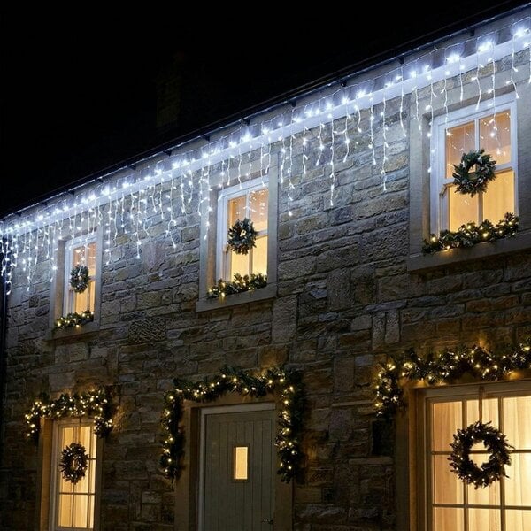 Garden Greatness Mains Operated 240 LED Gutter Icicle Lights