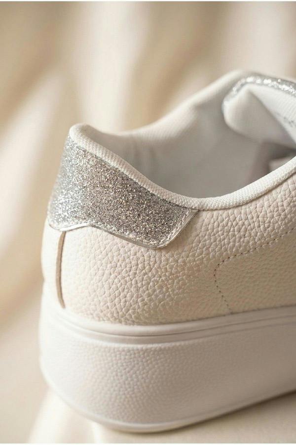 Sophie Womens Classic Platform Trainers - Silver