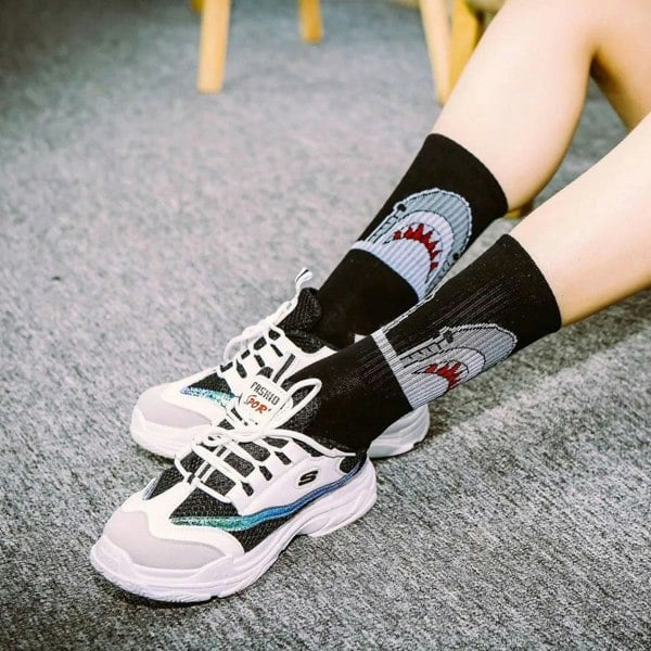 Anysox 5 Pairs Size 4-9 Black Sports Socks Long Casual Shark Print Hip-hop breathable Unisex Skateboard Knitted Casual Sports Fashion
