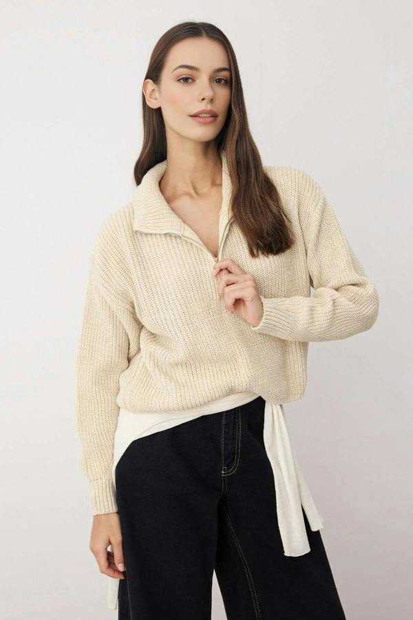 WOVCOR Super Crop Knit Sweater with Zipper Detail