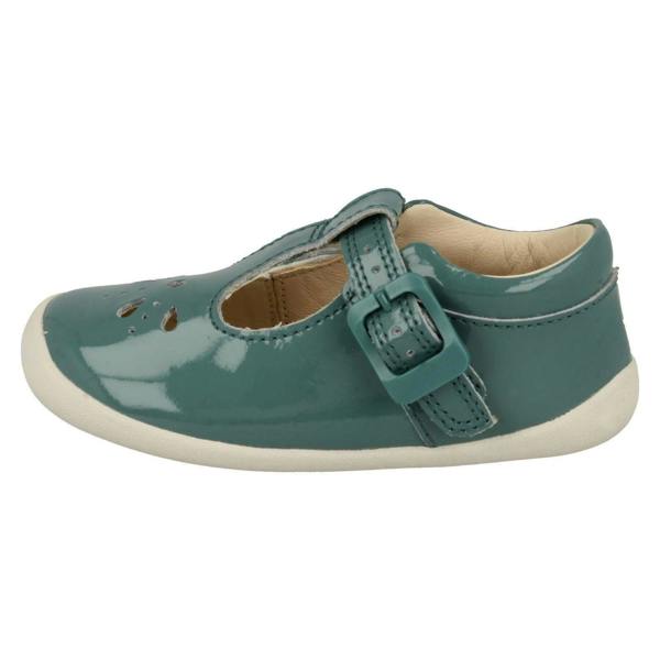 Clarks Girls Clarks Cut Out Detailed Shoes Roamer Star