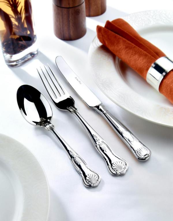 Arthur Price 'Kings' 24 Piece 6 Person Gift Boxed Cutlery Set