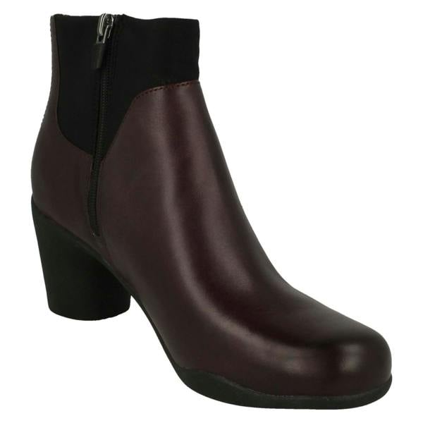 Clarks Ladies Clarks Smart Ankle Boots Un Rosa Mid