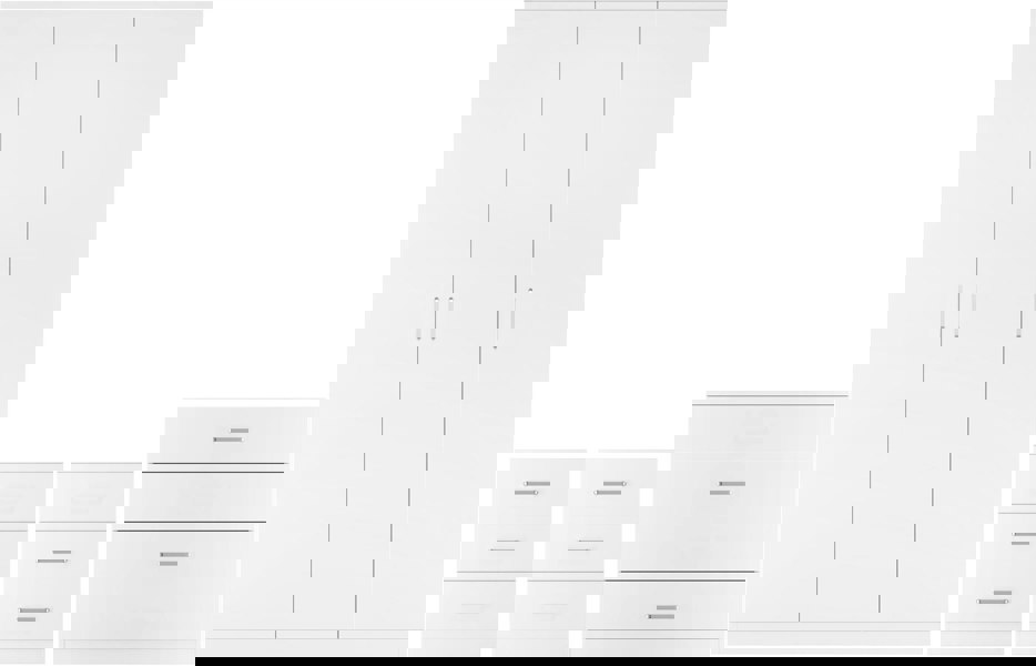 Seconique Dakota 3 Door Triple Wardrobe 4 Piece Bedroom Set