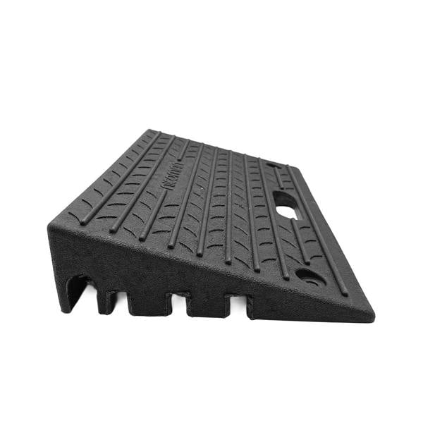 Nicoman Heavy-Duty Rubber Kerb Ramps