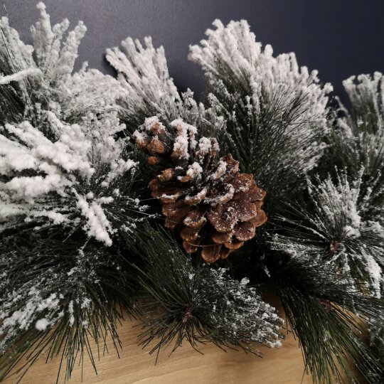 Samuel Alexander 6ft (1.8m) Premier Christmas Snow Flocked Green Garland with Pine Cones