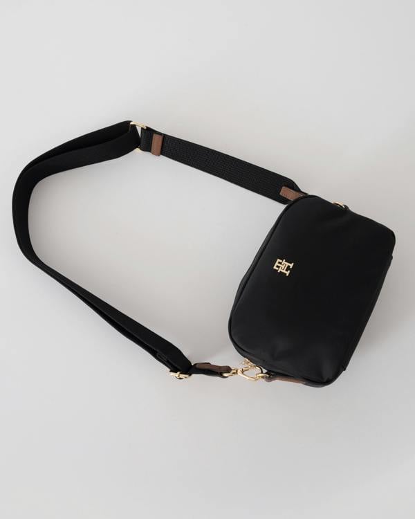 Tommy Hilfiger Popette Womens Camera Bag in Black with strap