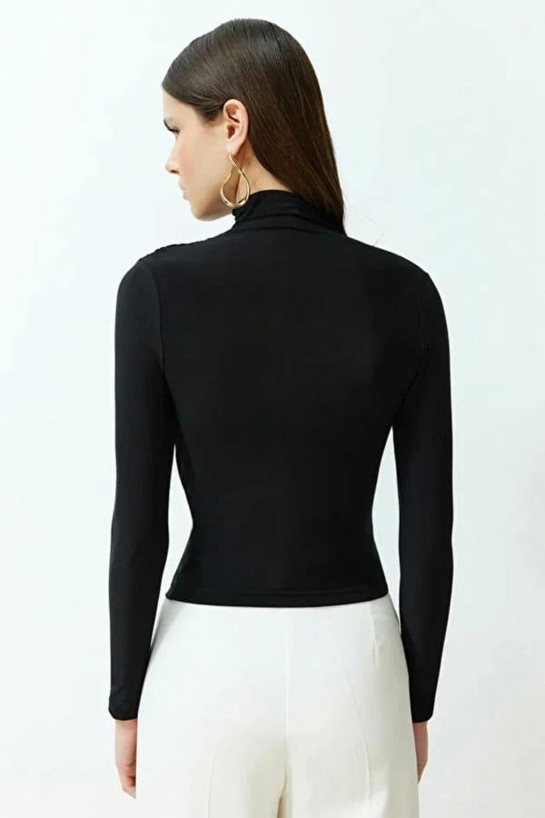 Hoxton Gal Ruched Square-Neck Fitted Stretch Knit Blouse