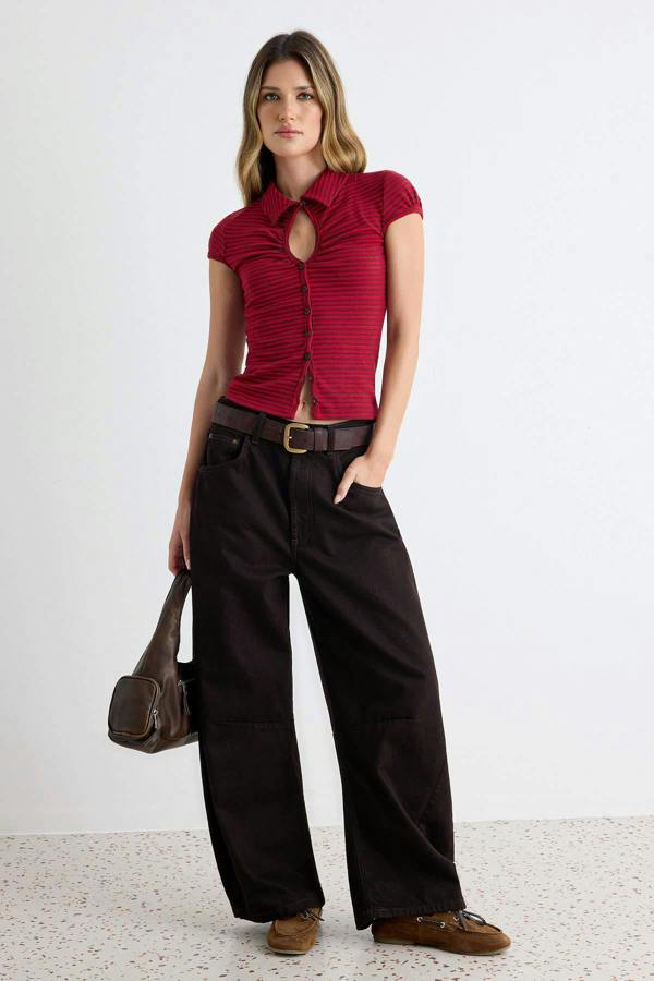 WOVCOR Keyhole Neck Short Sleeve Fitted Knit Blouse
