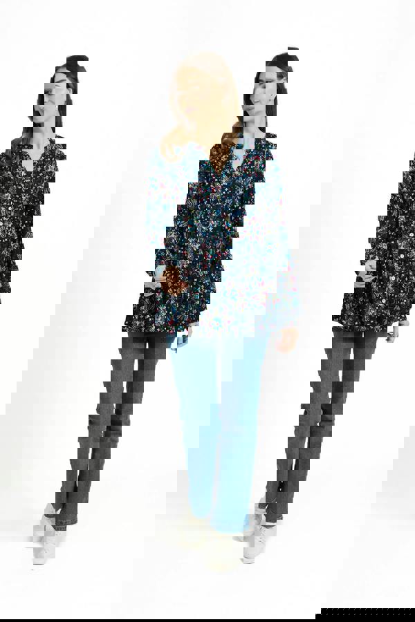 Mudflower Pintuck Floral Printed Shirt