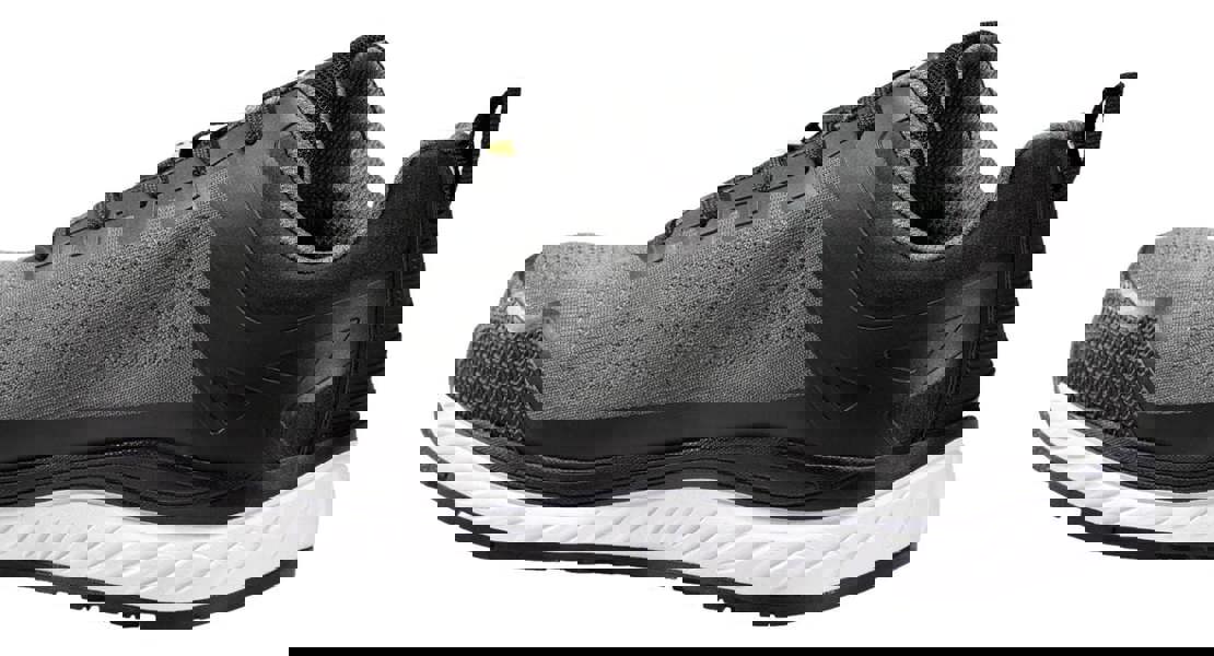 TOWORKFOR Super Set Mens/Womens Composite S1P Safety Trainers, black and gray athletic safety shoes with breathable mesh upper, cushioned sole, and reinforced toe protection for workplace safety.