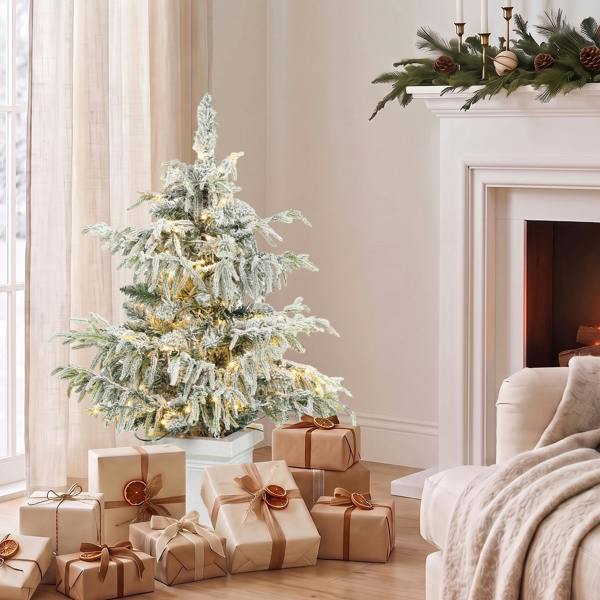 Christmas Tree with Lights