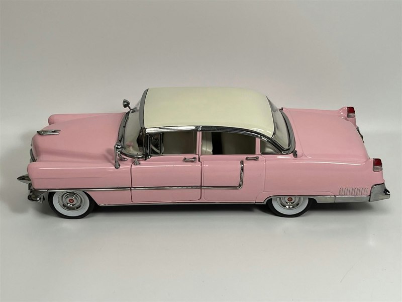 Greenlight Elvis 1955 Cadillac Fleetwood Series 60 1:18 Greenlight 12950