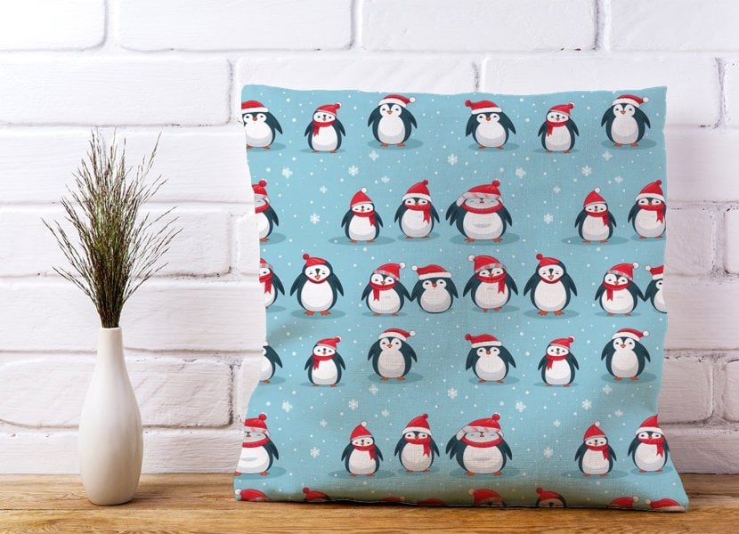 Warren Reed Adorable Santa Penguins Cushions