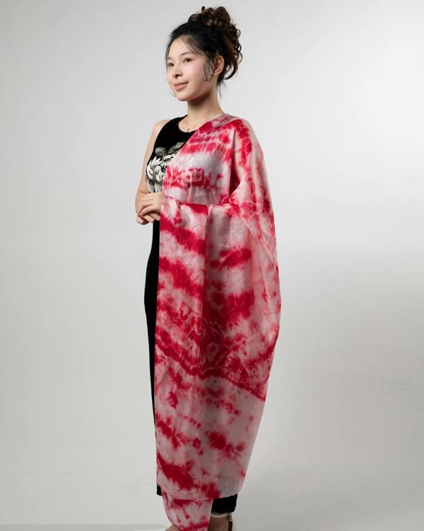 Crimson Shibori Silk Scarf – Hand-Dyed Mulberry Silk, Evening & Party Wrap