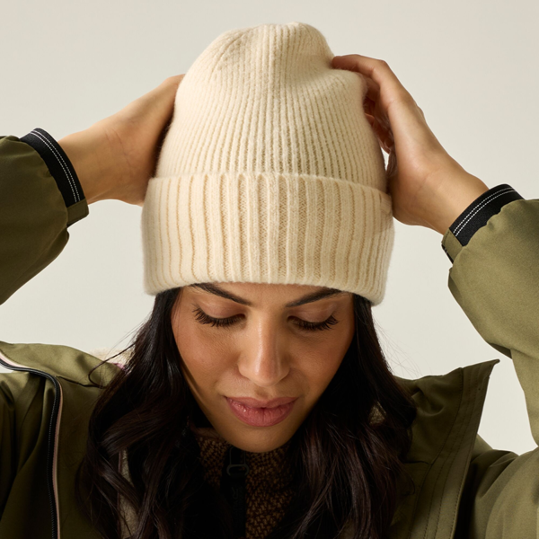 Regatta Womens Basic Ribbed Beanie - Light Vanilla