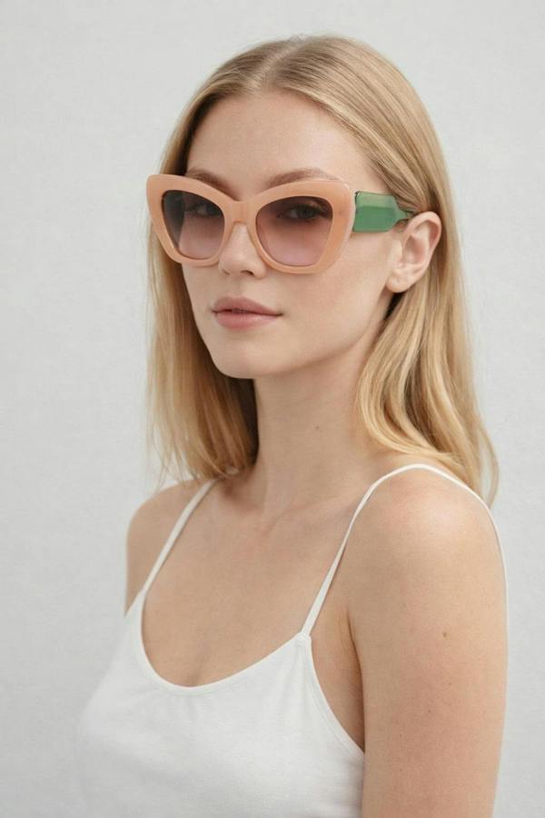 SVNX Cat Eye Sunglasses in Pink Green