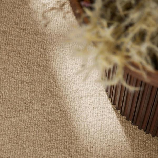 Fine Boucle Wool Rug Knots Beige, textured design, heat insulting, sound-absorbing rug.