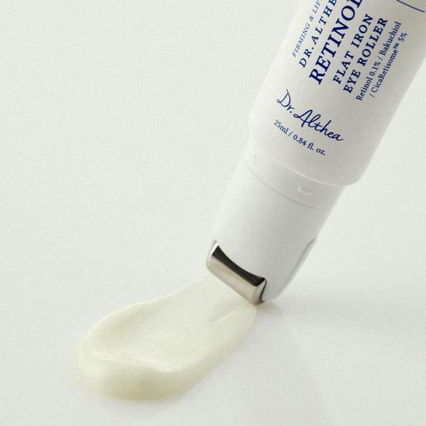 Ergonomic metal roller tip of Dr. Althea Eye Serum – Cooling lymphatic drainage massage for eye contour lifting and firming at Atelier De Glow UK.
