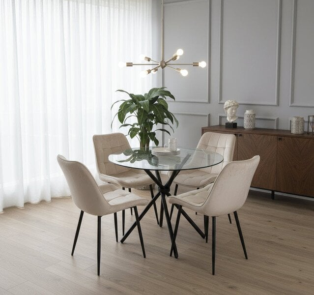 Outdoor Living New York Dining Table with 4 Erica Velvet Chairs