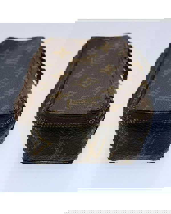 157545649.jpg