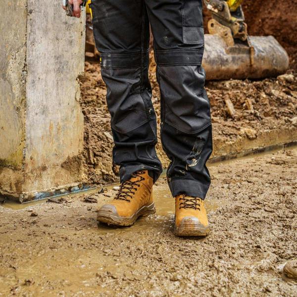 Mentor Nubuck Waterproof Safety Boot - Hi-Vis Trousers