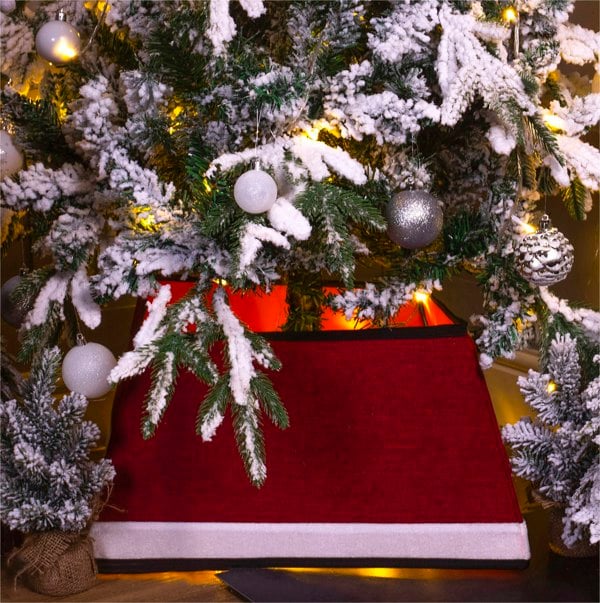 St Helens Christmas Tree Skirt Red with White Trim