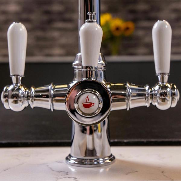 Flode korsa | Traditional Cruciform Style 3 in 1 Instant Boiling Tap | White Ceramic Levers | Polished Chrome Finish