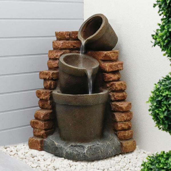 Gardenwize Solar Powered Corner Brick Wall Water Feature with Battery Backup