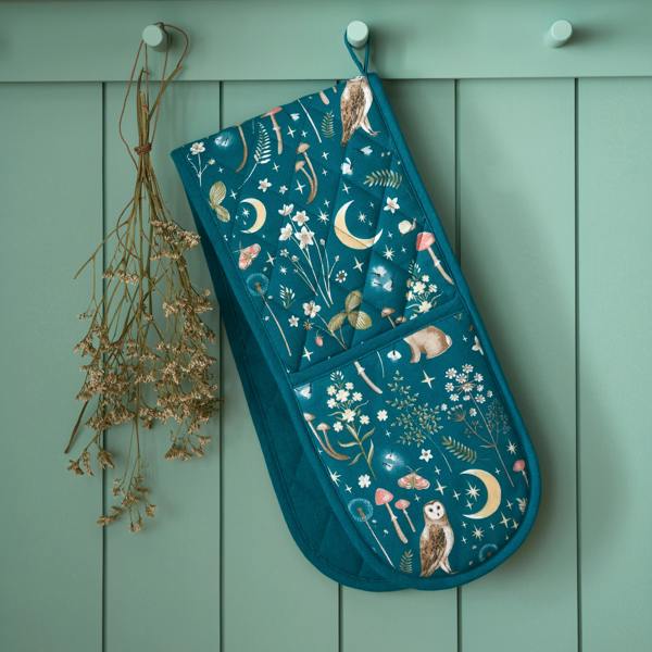 Catherine Lansfield Enchanted Twilight Animals Cotton Kitchen Double Oven Glove Green