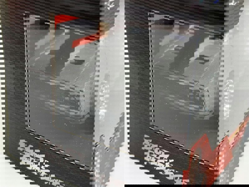 Jada Fast and Furious 8 Doms Ice Charger 1:32 Scale Jada 98299