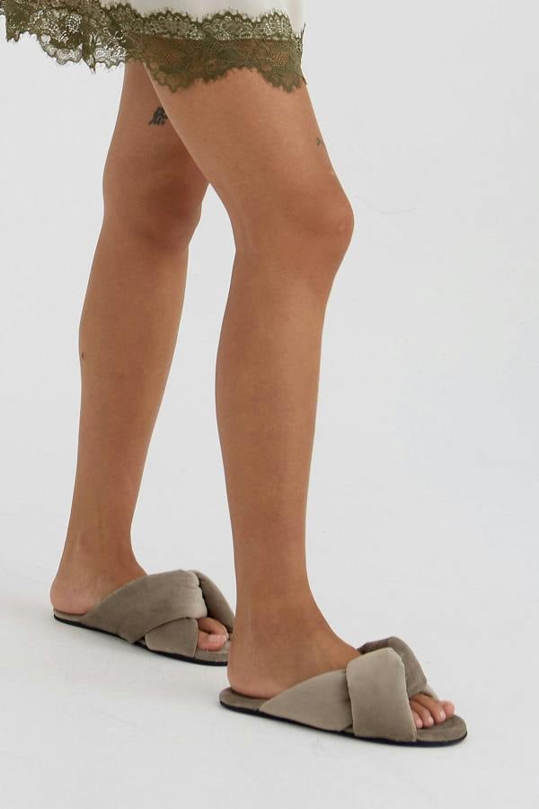 Pretty You London Velvet Knot Mule In Wild Dove
