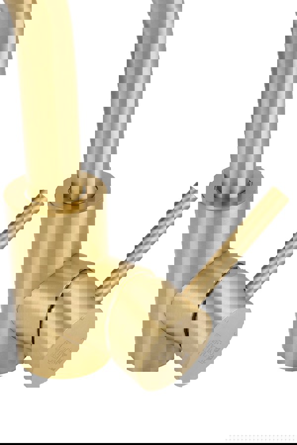 Living and Home Gold Arc Single-Handle Bathroom Faucet with Swivel Spout