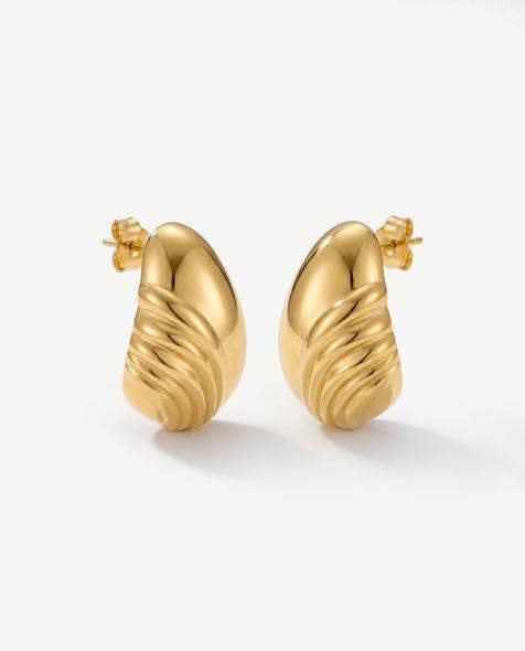Elk & Bloom Chubby Winged 14K Gold Drop Studs