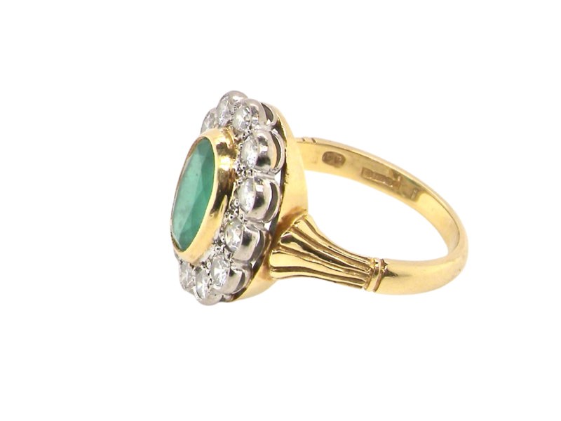 side view Emerald and Diamond Ring