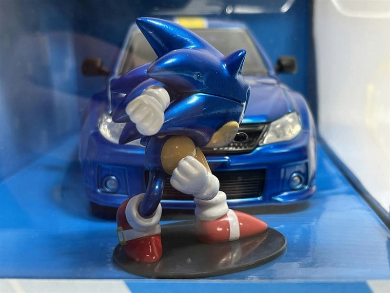 Jada Sonic The Hedgehog Figure and 2012 Subaru Impreza WRX STI 1:24 Jada 35871