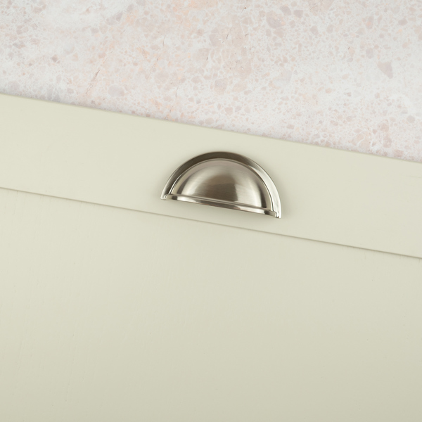 Handle & Home Brushed Nickel Classic Style Cup Handle and Coordinating Knob - 76mm Cup Handle