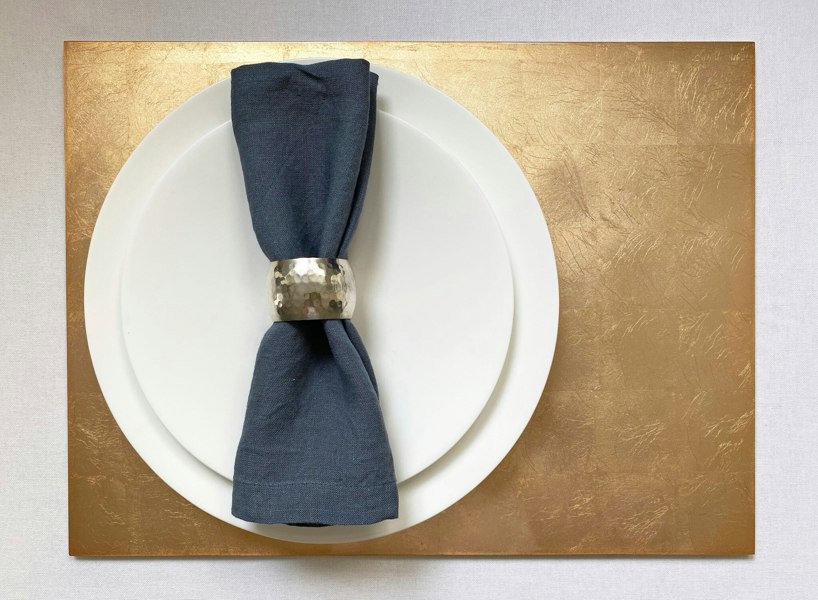 POSH TRADING COMPANY Silver Leaf Grand Placemat - Chic Matte Gold