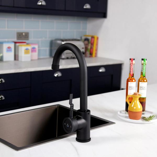Flode kraft Solo | Industrial Style Single Lever 3 in 1 Instant Boiling Tap | Matt Black Finish