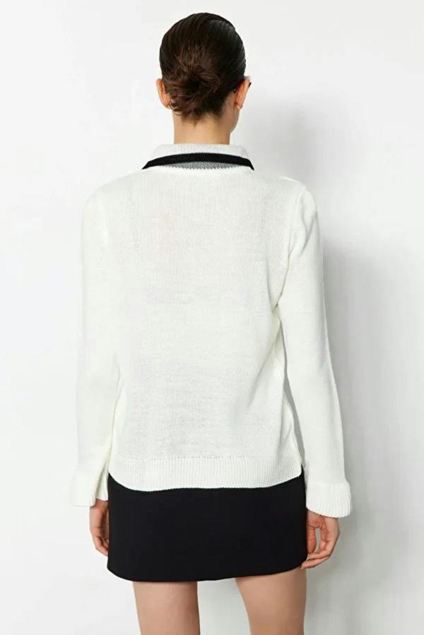 Hoxton Gal Color-Block Knit Sweater with Ribbon/Bow Detail