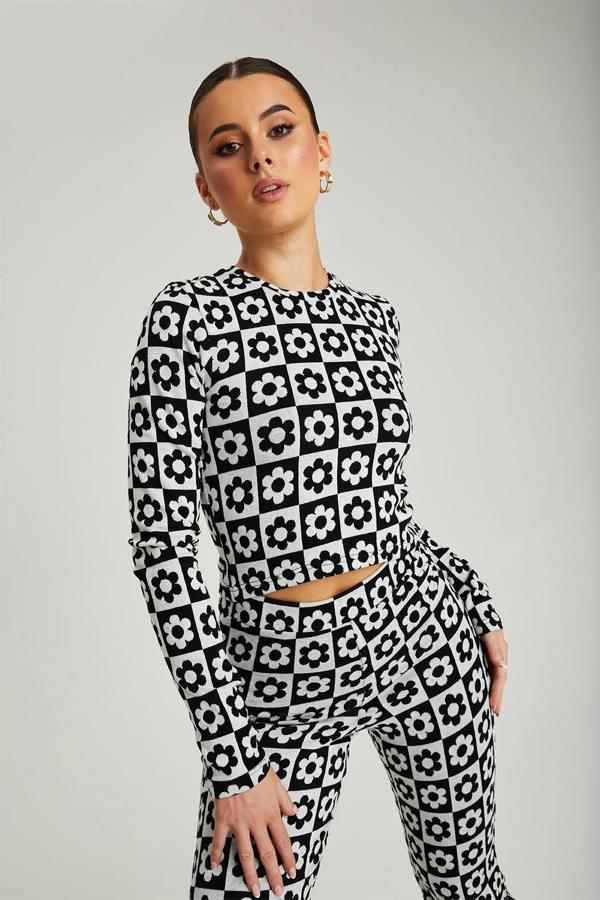 Urban Bliss Jacquard Floral Top
