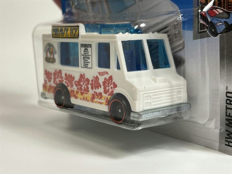 Hot Wheels Quick Bite HW Metro 1:64 Scale - FYF22D521 B6