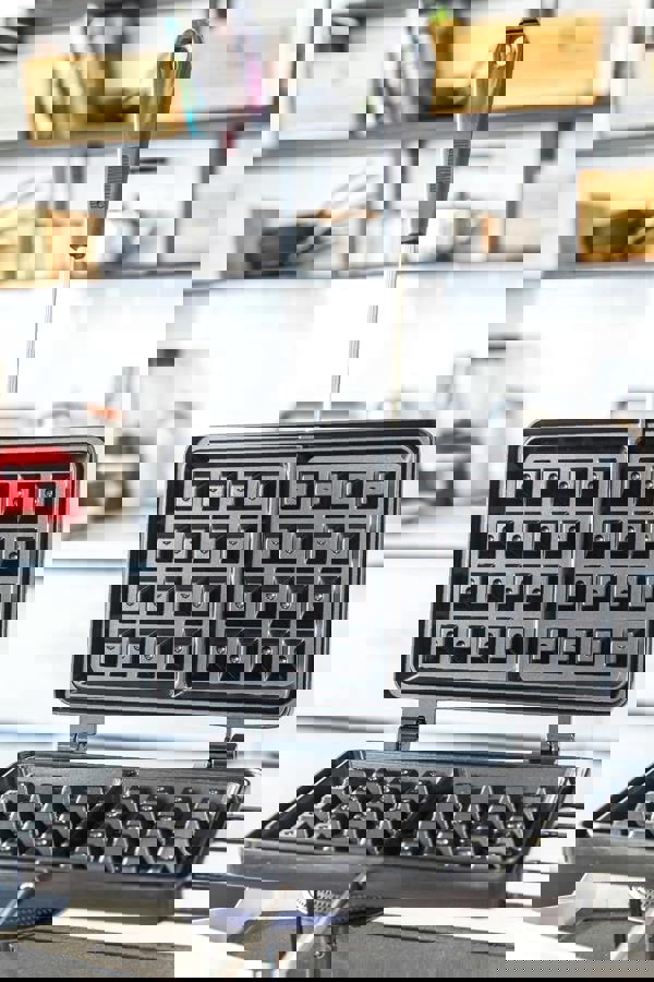 KitchenCraft Non Stick Waffle Maker