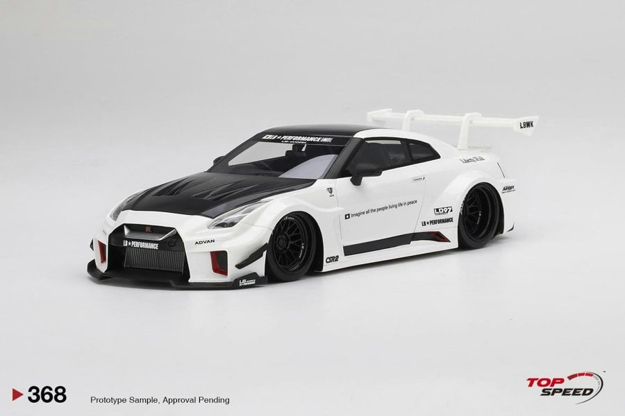 TSM Nissan LB-Silhouette Works GT 35GT-RR Ver.2 White 1:18 Scale TSM TS0368