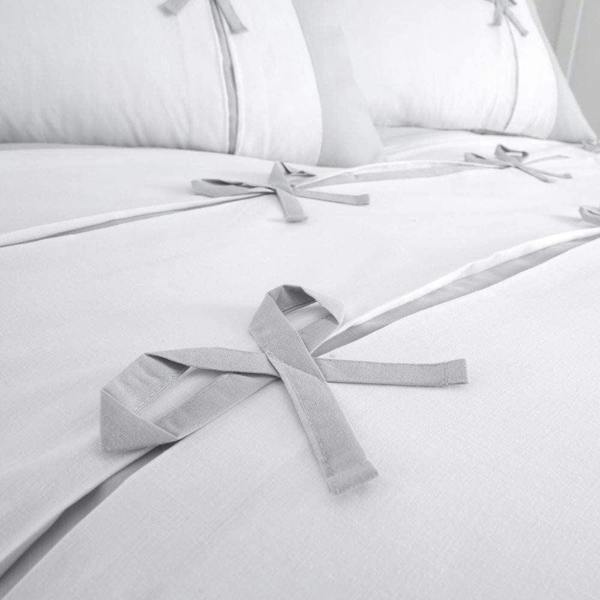 Milo Bow White Super King Size Duvet Cover Set