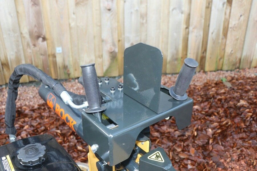 Rock Machinery 12ton Value Series log splitter