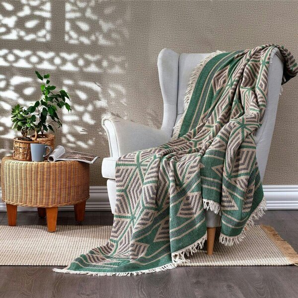 Cotton and Olive Ela Soft Jacquard Cotton Bedspread, Bottle Green | SECONDS