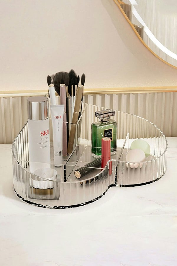 Living and Home Makeup Organizer Storage Box Desktop, Heart-Shaped Makeup Organizer For Home Office Dormitory