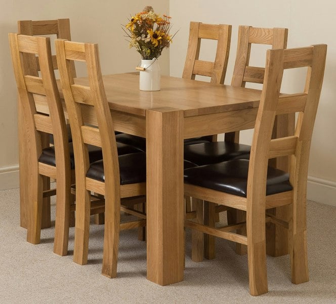 That's Furniture Kuba Small Oak Dining Table with Yale Oak Chairs