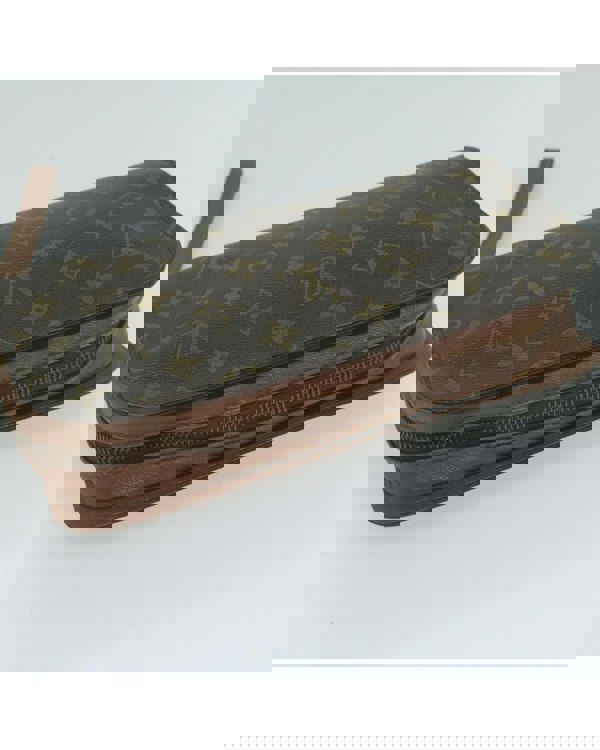 163859270.jpg